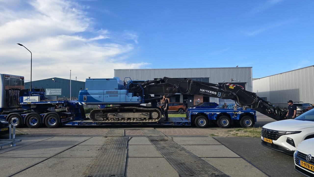 Doosan op trailer